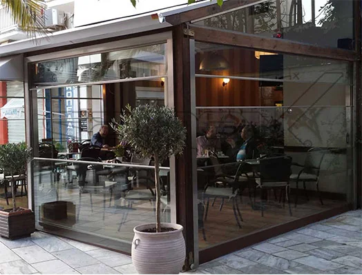 Γυάλινο-ανασυρόμενο-παράθυρο_300